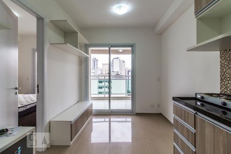 Sala de kitnet/studio para alugar com 1 quarto, 39m² em Barra Funda, São Paulo