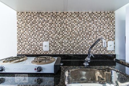 Cozinha de kitnet/studio para alugar com 1 quarto, 39m² em Barra Funda, São Paulo