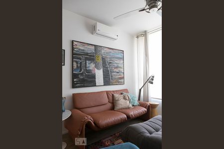 Sala de apartamento para alugar com 2 quartos, 70m² em Santa Cecília, São Paulo