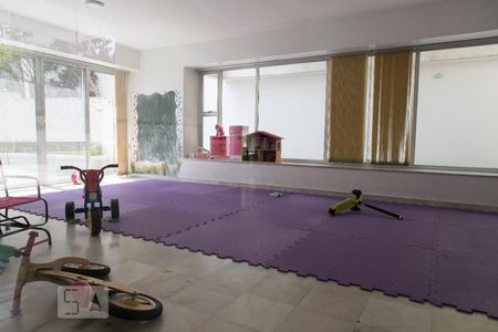 Apartamento para alugar com 70m², 2 quartos e 1 vagaÁrea comum