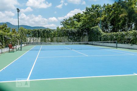 Apartamento à venda com 80m², 2 quartos e 1 vagaQuadra de tênis