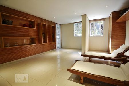 Apartamento à venda com 48m², 1 quarto e 1 vagaSpa