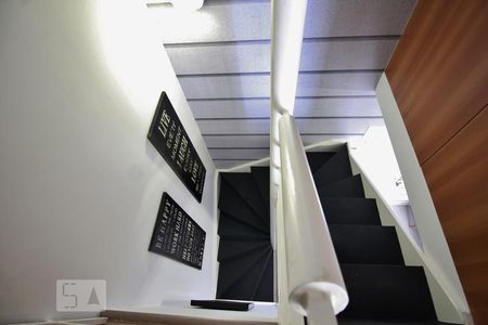 Apartamento à venda com 48m², 1 quarto e 1 vagaEscadas