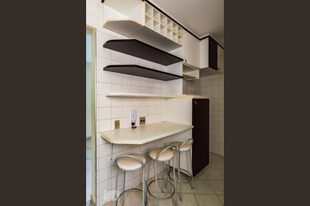 Apartamento à venda com 110m², 3 quartos e 2 vagasCozinha