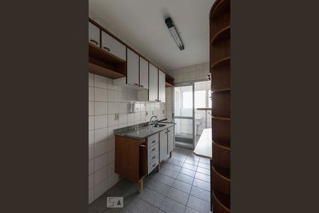 Apartamento à venda com 76m², 2 quartos e 1 vagaCozinha