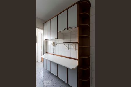 Apartamento à venda com 76m², 2 quartos e 1 vagaCozinha (Armários)