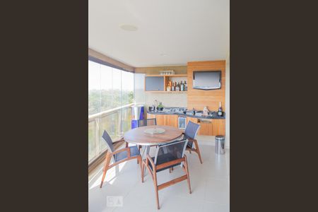 Varanda de apartamento à venda com 3 quartos, 298m² em Barra da Tijuca, Rio de Janeiro
