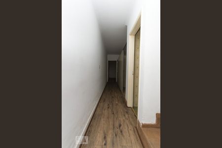 Corredor de casa para alugar com 4 quartos, 481m² em Vila Mariana, São Paulo