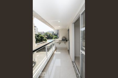 Varanda de apartamento para alugar com 2 quartos, 60m² em Anil, Rio de Janeiro