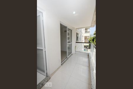 Varanda de apartamento para alugar com 2 quartos, 60m² em Anil, Rio de Janeiro
