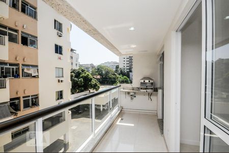Varanda de apartamento para alugar com 2 quartos, 60m² em Anil, Rio de Janeiro