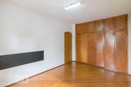 Apartamento à venda com 140m², 3 quartos e 2 vagas Apartamento à venda com 140m², 3 quartos e 2 vagasQuarto 3