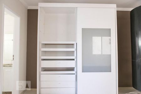 Quarto de kitnet/studio para alugar com 1 quarto, 42m² em Santa Cecília, São Paulo