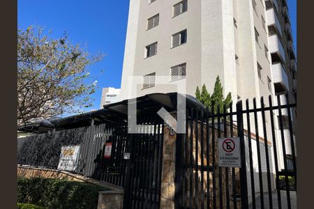 Apartamento à venda com 75m², 3 quartos e 2 vagasFachada