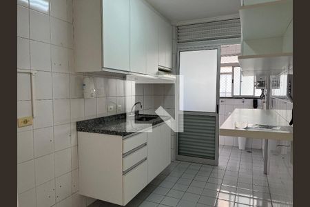 Apartamento à venda com 75m², 3 quartos e 2 vagasCozinha