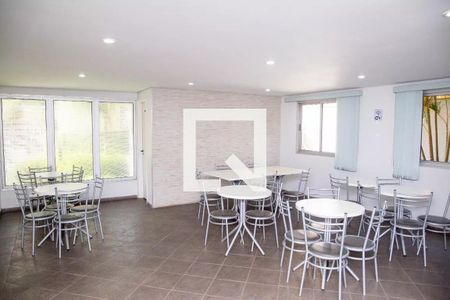 Apartamento à venda com 75m², 3 quartos e 2 vagas Apartamento à venda com 75m², 3 quartos e 2 vagasÁrea comum - Salão de festas