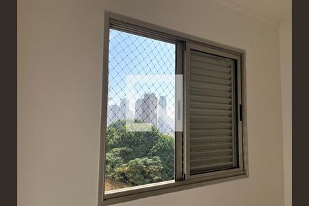 Apartamento à venda com 75m², 3 quartos e 2 vagasQuarto 2