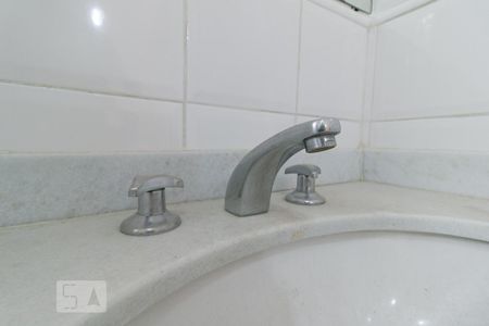 Apartamento para alugar com 97m², 3 quartos e sem vaga Apartamento para alugar com 97m², 3 quartos e sem vagaTorneira pia