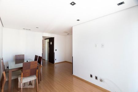 Sala de apartamento para alugar com 3 quartos, 90m² em Saúde, São Paulo