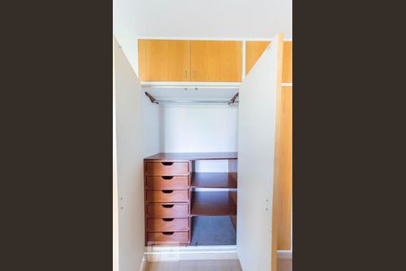 Apartamento à venda com 115m², 3 quartos e 1 vaga Apartamento à venda com 115m², 3 quartos e 1 vagaQuarto 2