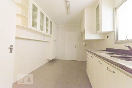 Apartamento à venda com 115m², 3 quartos e 1 vaga Apartamento à venda com 115m², 3 quartos e 1 vagaCozinha