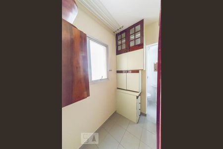 Apartamento à venda com 115m², 3 quartos e 1 vaga Apartamento à venda com 115m², 3 quartos e 1 vagaDespensa