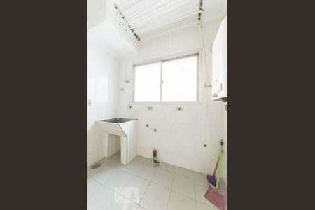 Apartamento à venda com 115m², 3 quartos e 1 vaga Apartamento à venda com 115m², 3 quartos e 1 vagaLavanderia