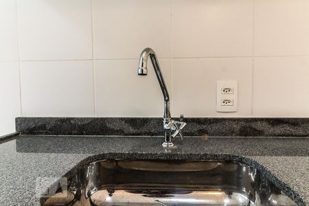 Cozinha de apartamento à venda com 1 quarto, 31m² em Água Branca, São Paulo
