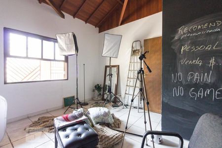 Quarto 1 de casa para alugar com 2 quartos, 85m² em Parque Peruche, São Paulo