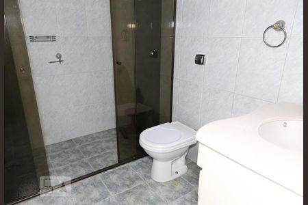 Casa à venda com 160m², 3 quartos e 3 vagas Casa à venda com 160m², 3 quartos e 3 vagasBanheiro