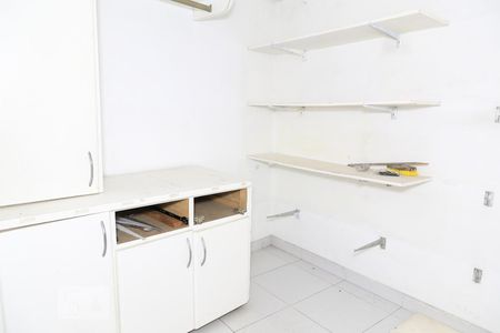 Casa à venda com 160m², 3 quartos e 3 vagas Casa à venda com 160m², 3 quartos e 3 vagasQuarto de serviço