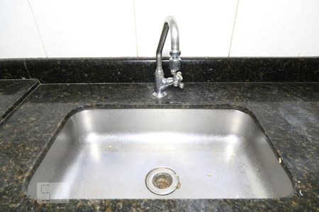 Casa à venda com 160m², 3 quartos e 3 vagas Casa à venda com 160m², 3 quartos e 3 vagasCozinha