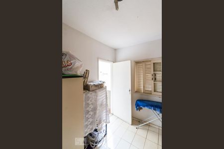 Casa à venda com 375m², 4 quartos e 2 vagasQuarto de serviço