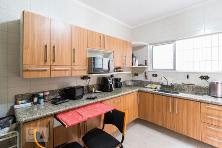 Casa à venda com 375m², 4 quartos e 2 vagasCozinha