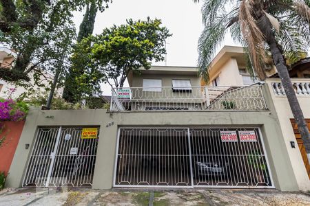 Casa à venda com 375m², 4 quartos e 2 vagasFachada