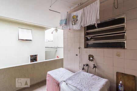 Casa à venda com 375m², 4 quartos e 2 vagasÁrea de serviço