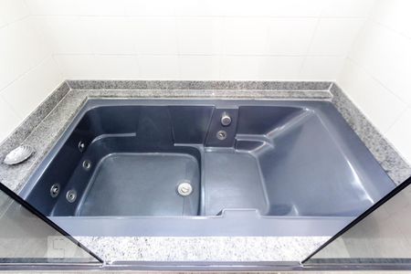 Apartamento à venda com 210m², 3 quartos e 3 vagas Apartamento à venda com 210m², 3 quartos e 3 vagasdetalhe suite 03