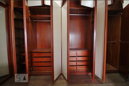 Apartamento à venda com 292m², 4 quartos e 3 vagasSuíte 2