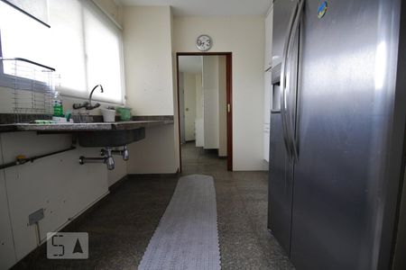 Apartamento à venda com 292m², 4 quartos e 3 vagasCozinha