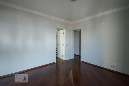 Apartamento à venda com 208m², 4 quartos e 4 vagas Apartamento à venda com 208m², 4 quartos e 4 vagasSuíte 3