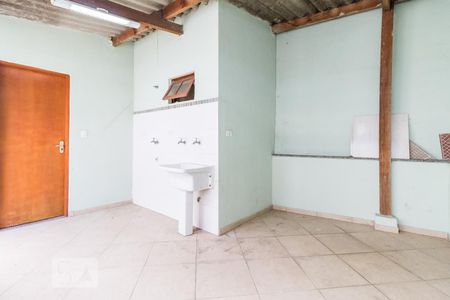 Casa à venda com 240m², 5 quartos e 3 vagas Casa à venda com 240m², 5 quartos e 3 vagasÁrea de serviço