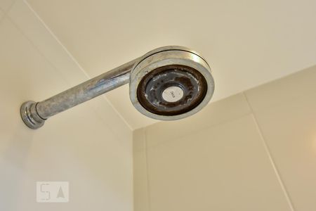 Apartamento à venda com 143m², 3 quartos e 2 vagas Apartamento à venda com 143m², 3 quartos e 2 vagasChuveiro