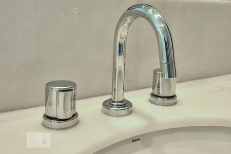 Apartamento à venda com 143m², 3 quartos e 2 vagas Apartamento à venda com 143m², 3 quartos e 2 vagasPia