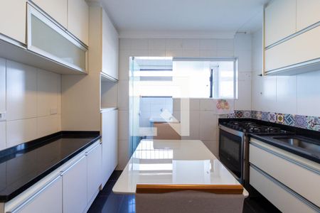 Apartamento à venda com 160m², 2 quartos e 2 vagasCozinha
