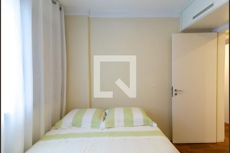 Apartamento à venda com 160m², 2 quartos e 2 vagasQuarto 2