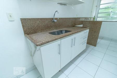 Apartamento à venda com 60m², 2 quartos e 1 vaga Apartamento à venda com 60m², 2 quartos e 1 vagaCozinha