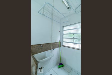 Apartamento à venda com 60m², 2 quartos e 1 vaga Apartamento à venda com 60m², 2 quartos e 1 vagaÁrea de Serviço