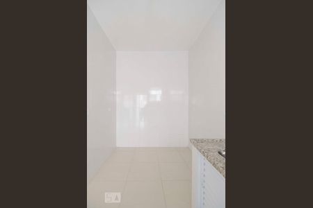 Cozinha de apartamento para alugar com 1 quarto, 50m² em Vila Paulicéia, São Paulo
