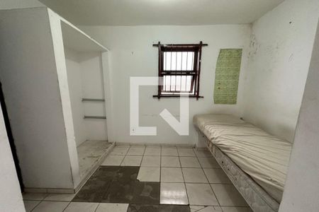 Casa à venda com 450m², 5 quartos e 3 vagas Casa à venda com 450m², 5 quartos e 3 vagasSuíte 2 - Área externa