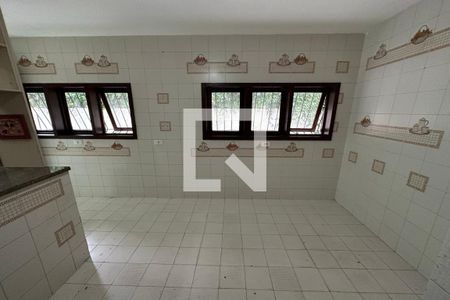 Casa à venda com 450m², 5 quartos e 3 vagas Casa à venda com 450m², 5 quartos e 3 vagasCozinha